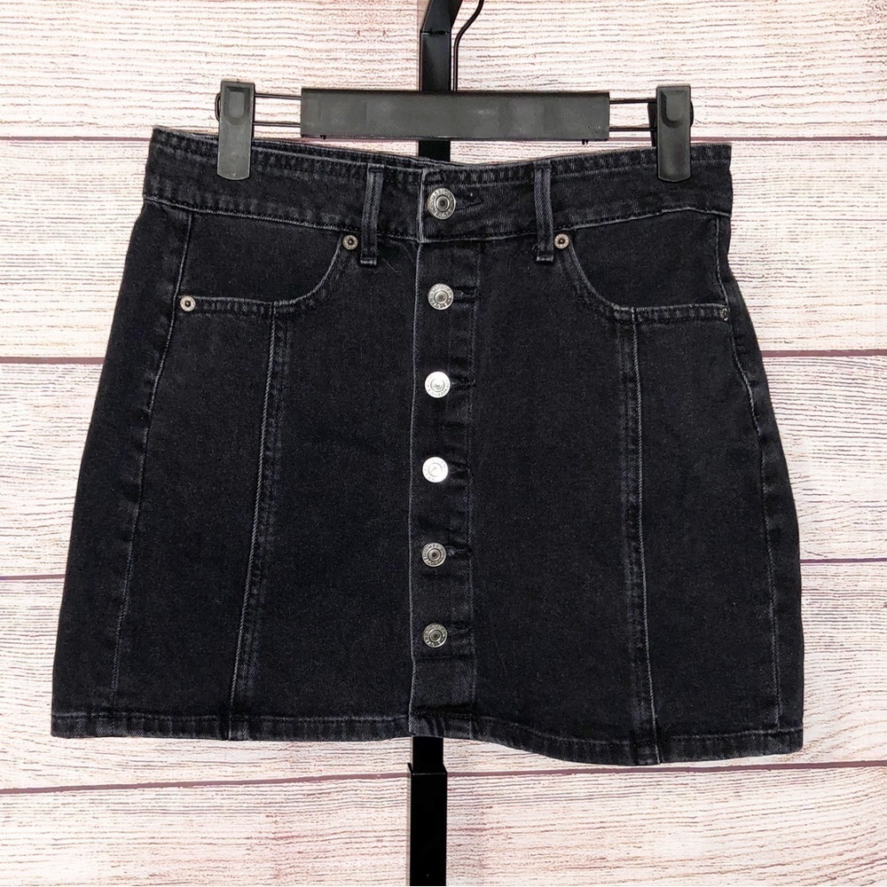 American Eagle Black Button Up Denim Jean Mini Skirt With Pockets Size 2